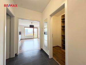 Prodej bytu 3+kk, Praha - Hloubětín, Modrého, 85 m2