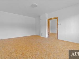 Prodej rodinného domu, Lopeník, 181 m2