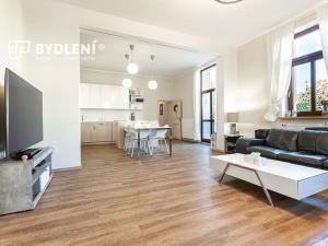 Prodej bytu 2+1, Teplice, Masarykova třída, 96 m2