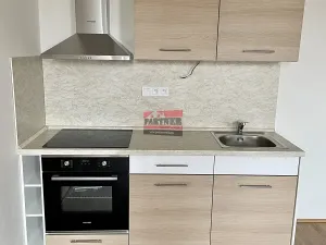 Pronájem bytu 2+kk, Tábor, Čsl. armády, 32 m2