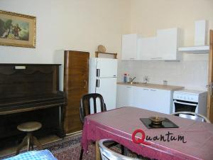 Pronájem bytu 1+kk, Jílové u Prahy, 29 m2