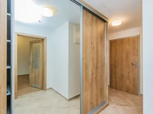 Pronájem bytu 2+kk, Praha - Hodkovičky, Šífařská, 45 m2
