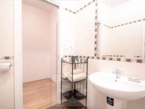 Pronájem bytu 3+1, Praha - Vinohrady, Mánesova, 111 m2