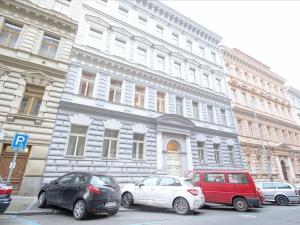 Pronájem bytu 3+1, Praha - Vinohrady, Mánesova, 111 m2