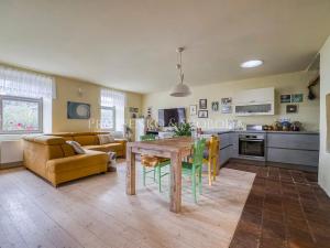 Prodej apartmánu, Pavlov, 354 m2