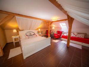 Prodej vícegeneračního domu, Nové Hrady, 880 m2