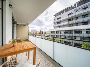 Pronájem bytu 2+kk, České Budějovice, O. Nedbala, 59 m2