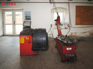 Prodej komerční nemovitosti, Církvice, 6984 m2