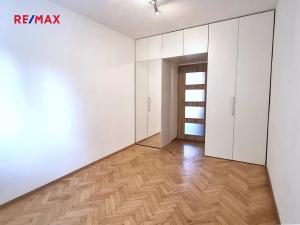 Pronájem bytu 3+kk, Kladno, Kordačova, 79 m2