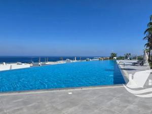 Prodej bytu 1+1, Agios Amvrosios Keryneias, Kypr, 62 m2