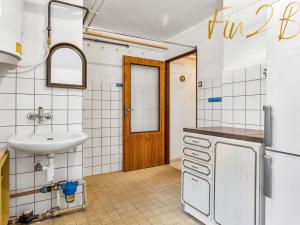 Prodej rodinného domu, Vrhaveč - Neznašovy, 253 m2