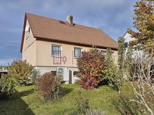 Prodej rodinného domu, Nová Bystřice, Polní, 200 m2