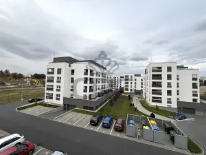 Pronájem bytu 2+kk, Opava, Kačírkova, 64 m2