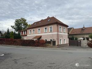 Pronájem bytu 1+kk, Praha - Dubeč, Starodubečská, 19 m2