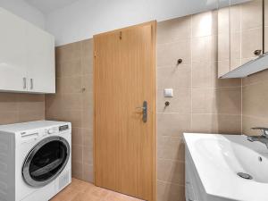 Prodej bytu 3+kk, Praha - Stodůlky, Za Mototechnou, 81 m2