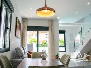 Prodej vily, Torrevieja, Španělsko, 95 m2