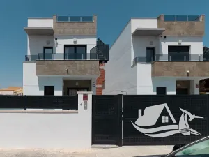 Prodej vily, Torrevieja, Španělsko, 95 m2