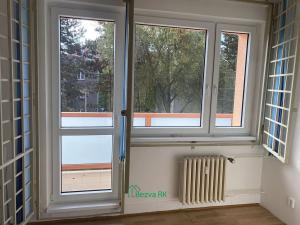 Pronájem obchodního prostoru, Beroun, Havlíčkova, 9 m2