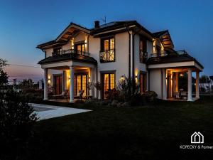 Prodej rodinného domu, Přezletice, Čakovická, 405 m2