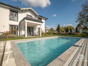 Prodej rodinného domu, Přezletice, Čakovická, 405 m2