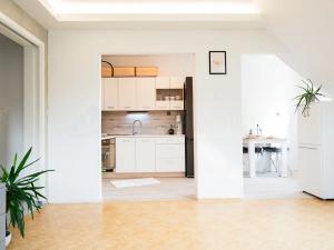 Prodej bytu 2+kk, Havlíčkova Borová, Drahotín, 54 m2