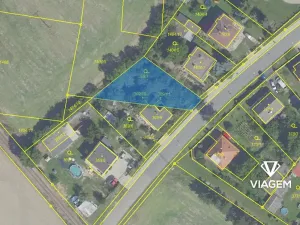 Prodej podílu zahrady, Mochov, 99 m2