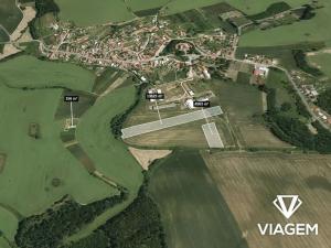 Prodej podílu pole, Hostim, 2038 m2