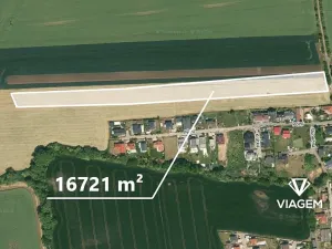 Prodej podílu pole, Veleň, 696 m2