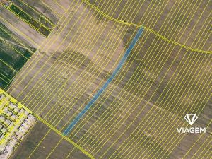 Prodej podílu pole, Kuchařovice, 898 m2