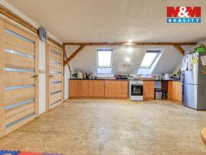 Prodej rodinného domu, Cebiv, 360 m2