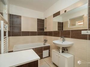 Pronájem rodinného domu, Nové Strašecí, 150 m2