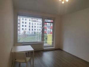 Pronájem bytu 1+kk, Praha - Modřany, Soukalova, 35 m2