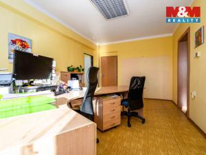 Prodej kanceláře, Oskořínek, Družstevní, 850 m2