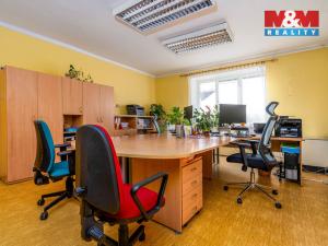 Prodej kanceláře, Oskořínek, Družstevní, 850 m2