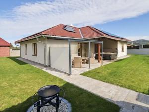 Prodej rodinného domu, Kaplice, Polní, 240 m2