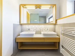 Prodej rodinného domu, Praha - Libuš, V Hrobech, 285 m2