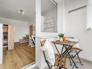 Prodej bytu 3+kk, Praha - Horní Měcholupy, Janovská, 63 m2