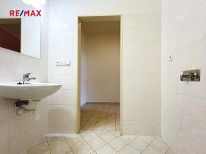 Prodej bytu 1+kk, Roztoky, Najdrova, 34 m2