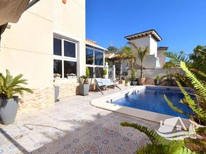 Prodej vily, Orihuela, Španělsko, 103 m2