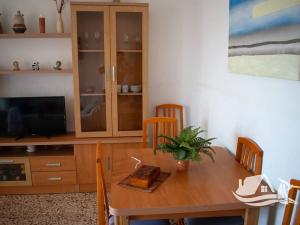 Prodej vícegeneračního domu, Los Alcázares, Španělsko, Calle Alicante, 1300 m2