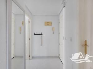 Prodej bytu 3+kk, Torrevieja, Španělsko, 45 m2