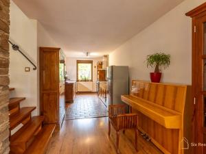 Prodej rodinného domu, Lužná, K Višňovce, 245 m2