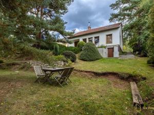 Prodej rodinného domu, Lužná, K Višňovce, 245 m2