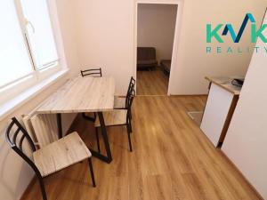 Pronájem bytu 3+1, Horní Slavkov, Školní, 62 m2