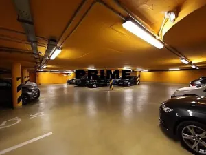 Pronájem kanceláře, Praha - Smíchov, Štefánikova, 55 m2