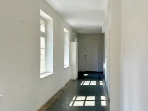 Pronájem bytu 2+1, Praha - Nové Město, Ostrovní, 73 m2