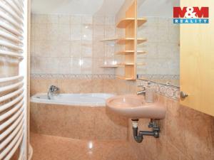 Prodej rodinného domu, Spálov, 180 m2