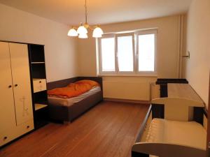 Pronájem bytu 3+kk, Praha - Vršovice, Ukrajinská, 69 m2