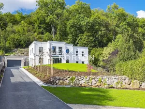 Pronájem vily, Praha - Dejvice, V Šáreckém údolí, 253 m2