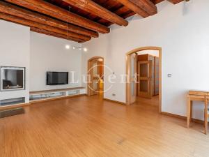 Pronájem bytu 2+1, Praha - Malá Strana, Mostecká, 80 m2